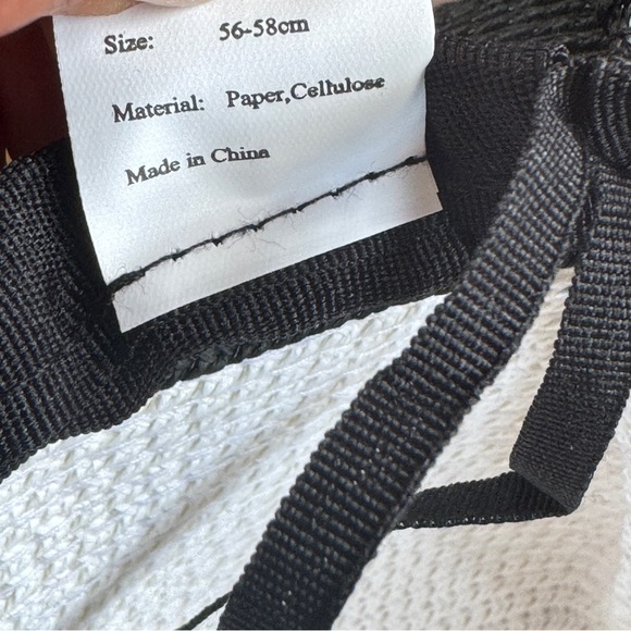 Fancy hat - Picture 7 of 13